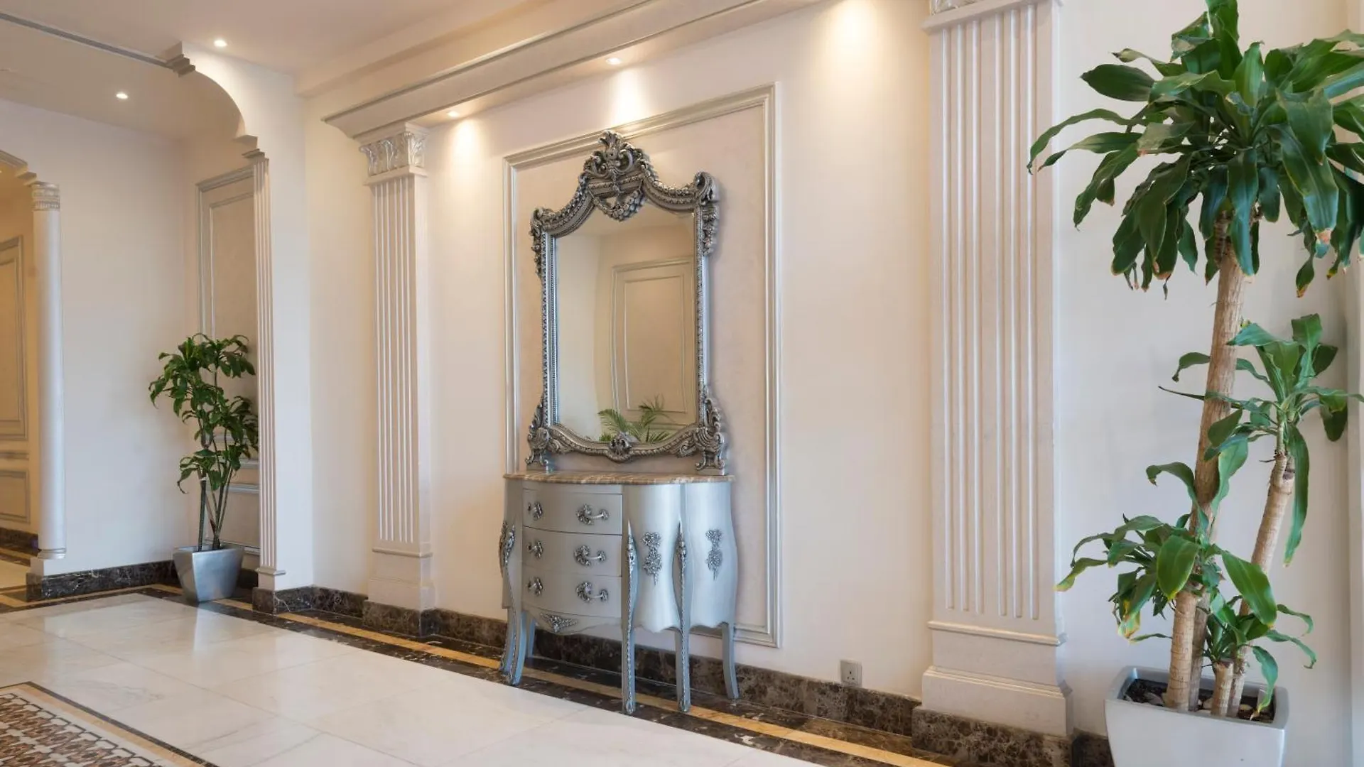 Lahoya Hotel & Suites DDjeddah